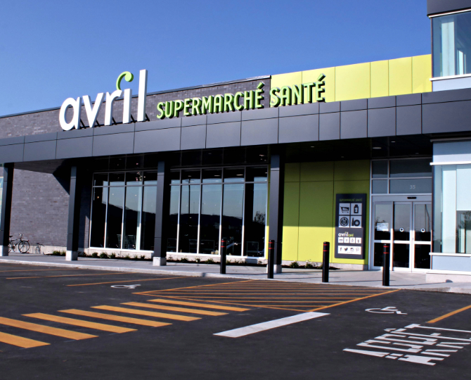 Magasin Sherbrooke |Avril Supermarché Santé Magasin Avril Sherbrooke façade extérieure