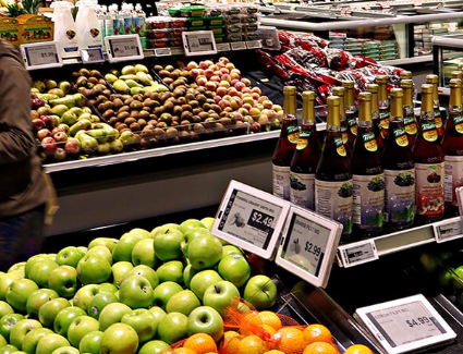 Magasin Avril Lévis |Avril Supermarché Santé Intérieur du magasin Avril à Lévis